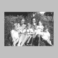 011-0273 Die Familie von Frantzius 1944.jpg